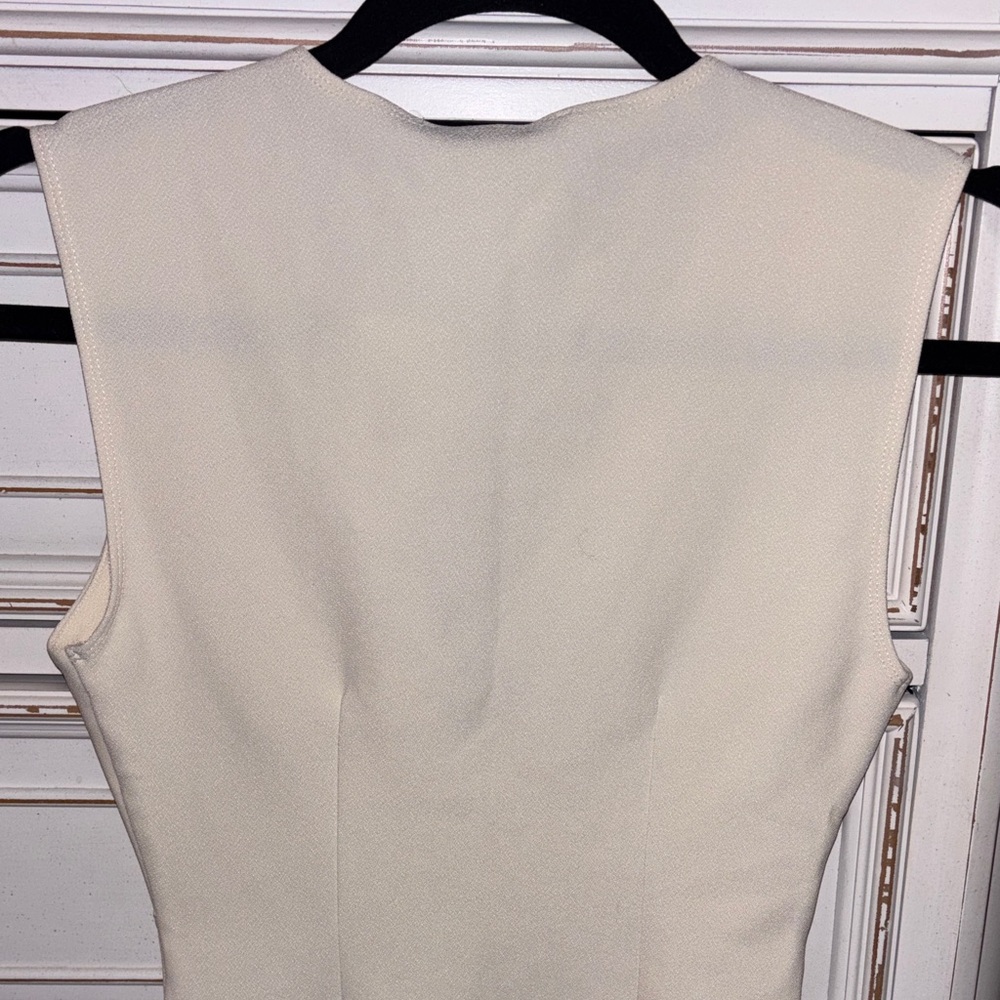 NWT Abercrombie & Fitch Crepe Plunge Bodysuit in CREAM 🍦 - Picture 10 of 12